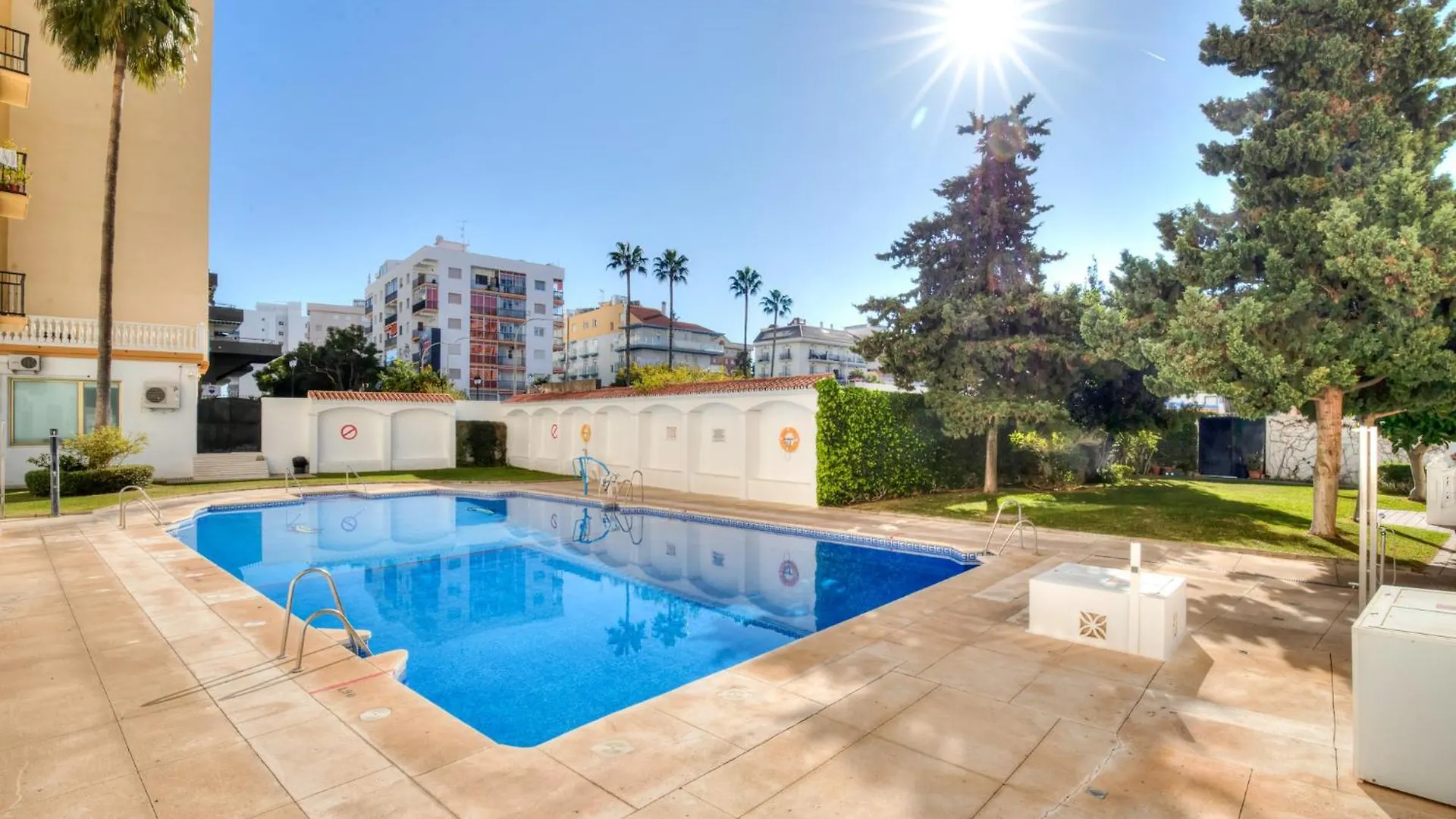 Solana Lindamar Apartment Fuengirola 0*,  Spain